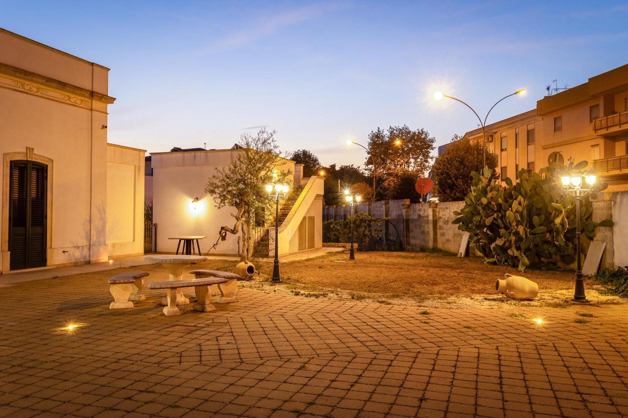 Affittacamere Giardino Delle Zie-Vicino Ospedale Cardinale Panico Tricase Eksteriør bilde